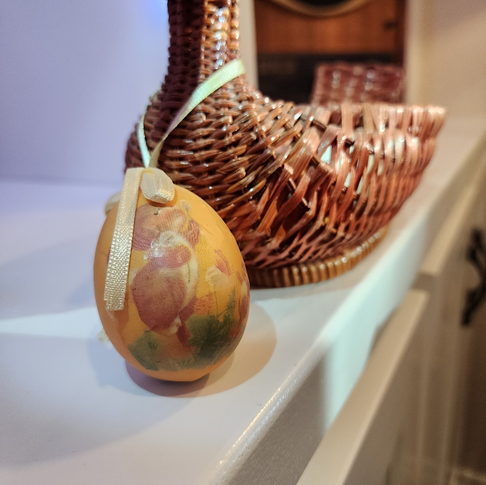 Vintage paper mache eggs